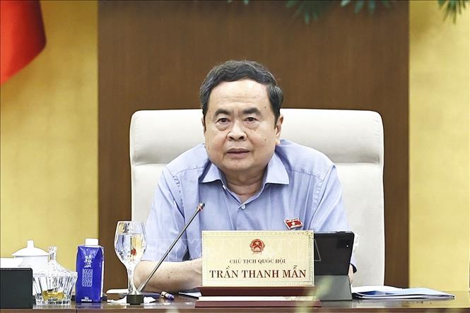 Chủ tịch Bet88app còn khuyến mãi Trần Thanh Mẫn phát biểu. Ảnh: Doãn Tấn - TTXVN