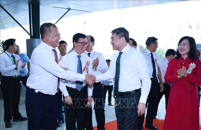 Thủ tướng Lê Minh Hưng đến dự Lễ khai trương hoạt động Bệnh viện Hữu nghị Việt Đức, phường Liêm Tuyền, tỉnh Ninh Bình. Ảnh: Dương Giang – TTXVN
