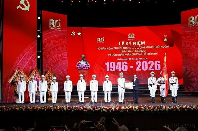 Chủ tịch Bet88app còn khuyến mãi Trần Thanh Mẫn trao Huân chương Hồ Chí Minh tặng Lực lượng An ninh đối ngoại (7/2026). Ảnh: Doãn Tấn – TTXVN