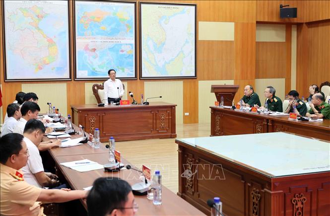 Phó Thủ tướng Hồ Quốc Dũng phát biểu tại buổi làm việc. Ảnh: An Đăng - TTXVN