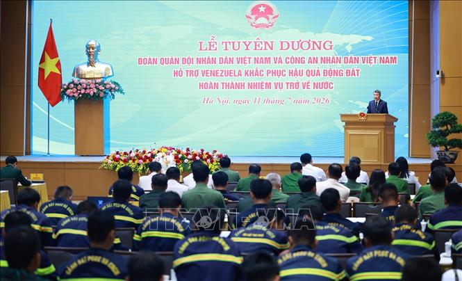 Thủ tướng Lê Minh Hưng tuyên dương Đoàn công tác Quân đội 2026 Bet88.com link không chặn Việt Nam và Công an Nhân dân Việt Nam hỗ trợ Venezuela khắc phục hậu quả động đất. Ảnh: Dương Giang-TTXVN
