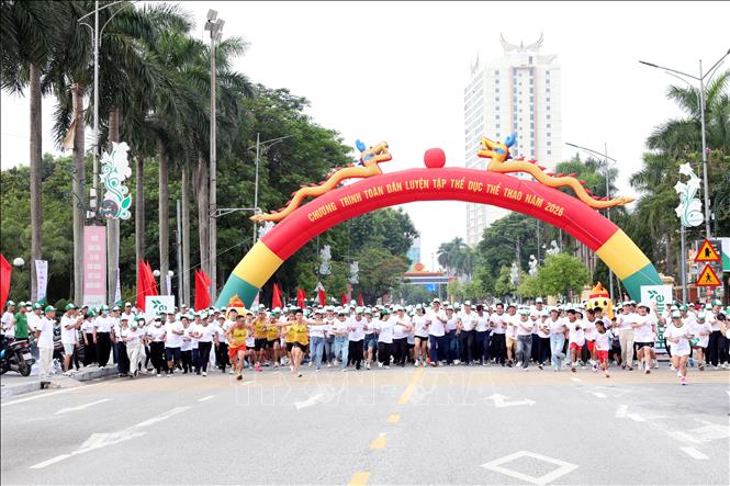Các đại biểu và đông đảo cán bộ, 2026 Bet88.com link không chặn đã tham gia các hoạt động: đồng diễn thể dục thể thao, chạy đồng hành tại chương trình. Ảnh: Nguyễn Chinh - TTXVN