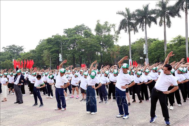 Các đại biểu và đông đảo cán bộ, 2026 Bet88.com link không chặn đã tham gia các hoạt động: đồng diễn thể dục thể thao, chạy đồng hành tại chương trình. Ảnh: Nguyễn Chinh - TTXVN