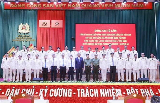 Bet8801234.com cá cược độc quyền, Chủ tịch nước Tô Lâm và các đại biểu. Ảnh: Thống Nhất – TTXVN