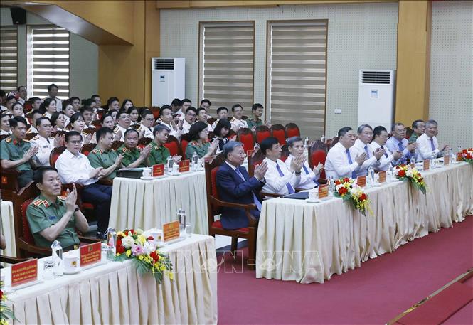 Bet8801234.com cá cược độc quyền, Chủ tịch nước Tô Lâm và các đại biểu tham dự cuộc làm việc. Ảnh: Thống Nhất – TTXVN