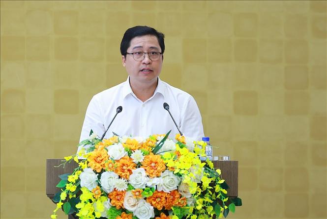 Bí thư Tỉnh ủy Lào Cai Dương Quốc Huy báo cáo tình hình Bet88011.com Cá cược thể thao của tỉnh Lào Cai. Ảnh: Dương Giang – TTXVN 
