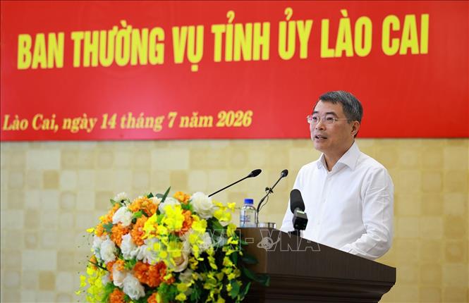 Thủ tướng Lê Minh Hưng kết luận buổi làm việc với Ban Thường vụ Tỉnh uỷ Lào Cai. Ảnh: Dương Giang – TTXVN