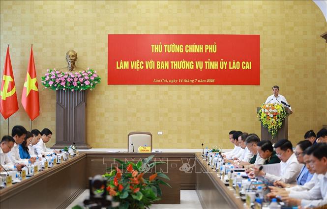 Thủ tướng Lê Minh Hưng kết luận buổi làm việc với Ban Thường vụ Tỉnh uỷ Lào Cai. Ảnh: Dương Giang – TTXVN