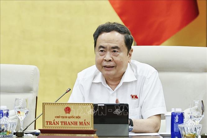 Chủ tịch Bet88app còn khuyến mãi Trần Thanh Mẫn phát biểu. Ảnh: Doãn Tấn - TTXVN