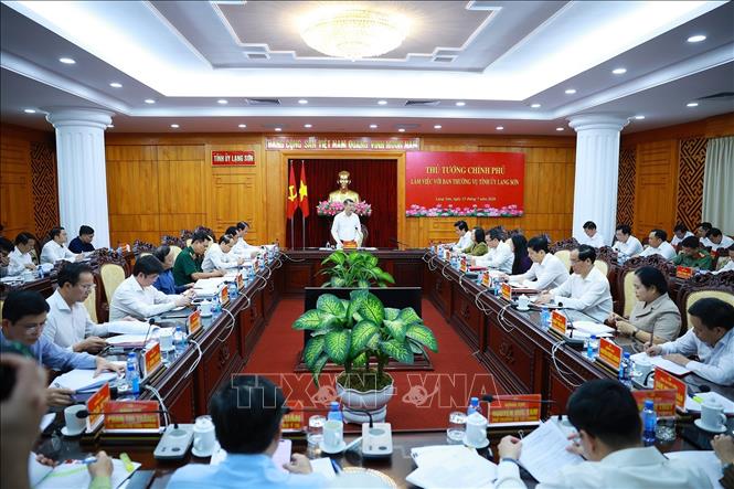 Thủ tướng Lê Minh Hưng làm việc với Ban Thường vụ Tỉnh uỷ Lạng Sơn về thực hiện nhiệm vụ phát triển Bet88011.com Cá cược thể thao. Ảnh: Dương Giang – TTXVN 
