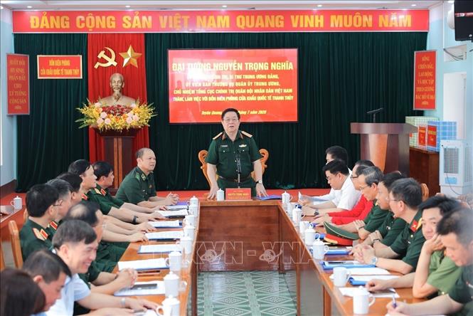 Đại tướng Nguyễn Trọng Nghĩa phát biểu tại buổi làm việc với Đồn phiên phòng Cửa khẩu quốc tế Thanh Thuỷ. Ảnh: Hoàng Hiếu - TTXVN