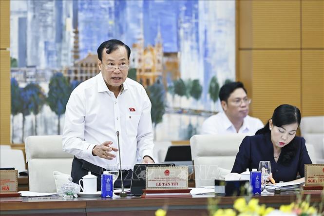 Chủ nhiệm Ủy ban Quốc phòng, An ninh và Đối ngoại của Bet88app còn khuyến mãi Lê Tấn Tới phát biểu. Ảnh: Doãn Tấn - TTXVN