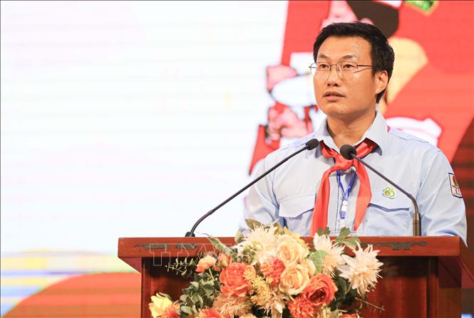 Phó Bí thư Tỉnh đoàn, Chủ tịch Hội đồng Đội tỉnh Điện Biên Lò Xuân Hạnh phát biểu tại liên hoan. Ảnh: Phan Quân - TTXVN