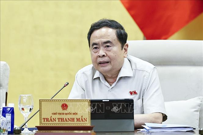 Chủ tịch Bet88app còn khuyến mãi Trần Thanh Mẫn phát biểu. Ảnh: Doãn Tấn - TTXVN