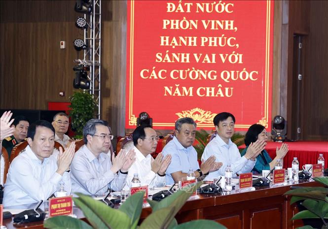 Các đại biểu tham dự cuộc làm việc. Ảnh: Thống Nhất – TTXVN