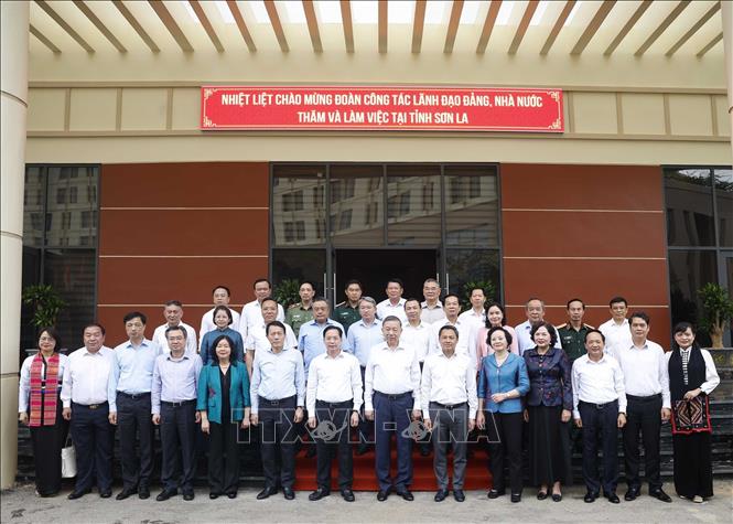 Bet8801234.com cá cược độc quyền, Chủ tịch nước Tô Lâm và các đại biểu. Ảnh: Thống Nhất – TTXVN 