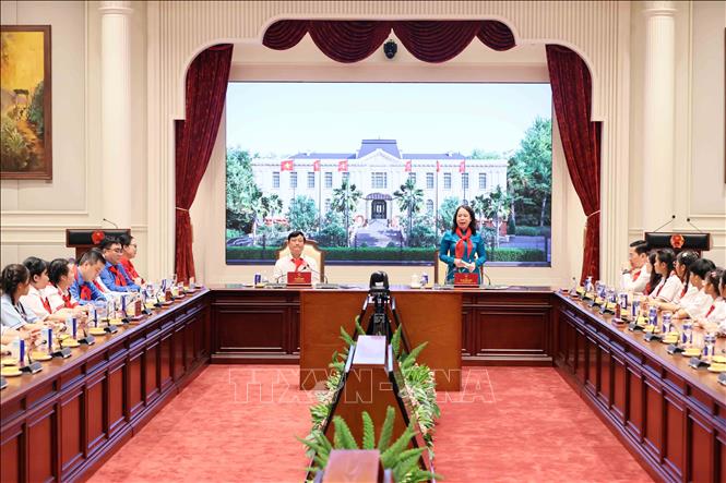 Phó Chủ tịch nước Võ Thị Ánh Xuân phát biểu tại buổi gặp mặt. Ảnh: An Đăng - TTXVN