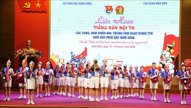 Một tiết mục đặc sắc được trình diễn tại đêm bế mạc. Ảnh: Phan Quân - TTXVN