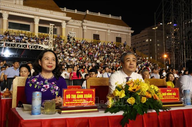 Phó Chủ tịch nước Võ Thị Ánh Xuân tham dự đêm khai mạc Festival Biển Khánh Hòa 2026. Ảnh: Đặng Tuấn - TTXVN
