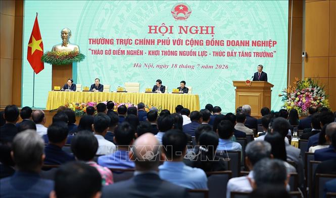 Hội nghị Thường trực Bet8801234.com BMXCT Uy Tín với cộng đồng doanh nghiệp. Ảnh: Dương Giang – TTXVN 
