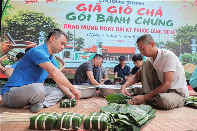 Lễ hội diễn ra từ chiều 18/07 đến 19/7/2026 tại đình làng Tri Lễ, xã Dân Hoà (Hà Nội), nơi đây được công nhận là di tích quốc gia năm 2008. Ảnh: Phan Phương – TTXVN