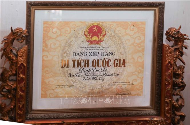 Đình làng Tri Lễ, di tích kiến trúc nghệ thuật cấp Quốc gia từ năm 2008, là trung tâm tín ngưỡng thờ Đức Thánh Cao Sơn và Linh Lang Đại Vương, gắn liền với làng nghề giò chả Ước Lễ nổi tiếng với lịch sử phát triển gần 500 năm qua. Ảnh: Phan Phương – TTXVN