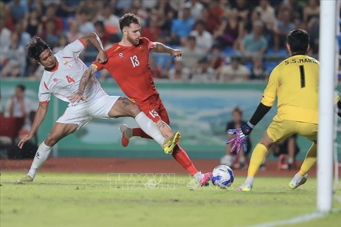 Tài Lộc thi đấu xuất sắc giúp đội tuyển Việt Nam có chiến thắng 4-0 trước Myanmar. Ảnh: Minh Quyết - TTXVN